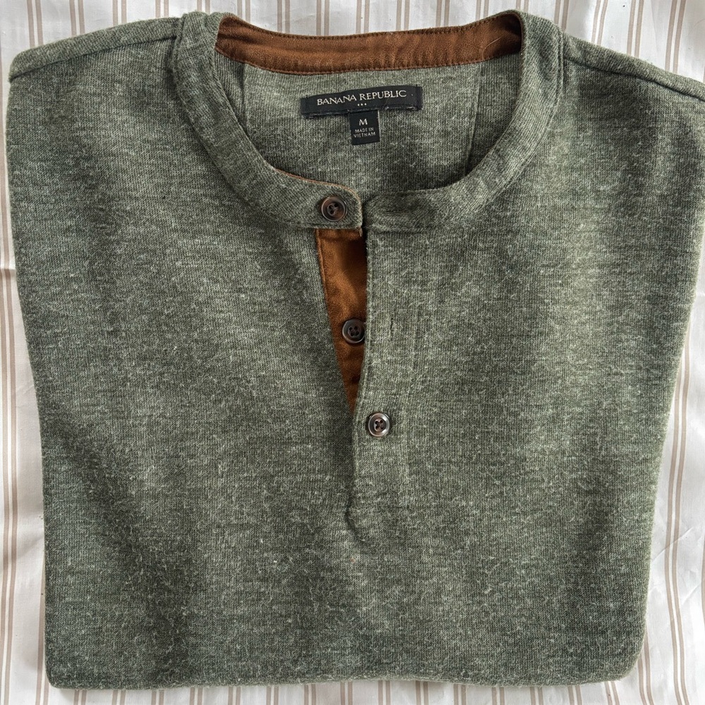 Banana Republic Olive Henley Shirt
